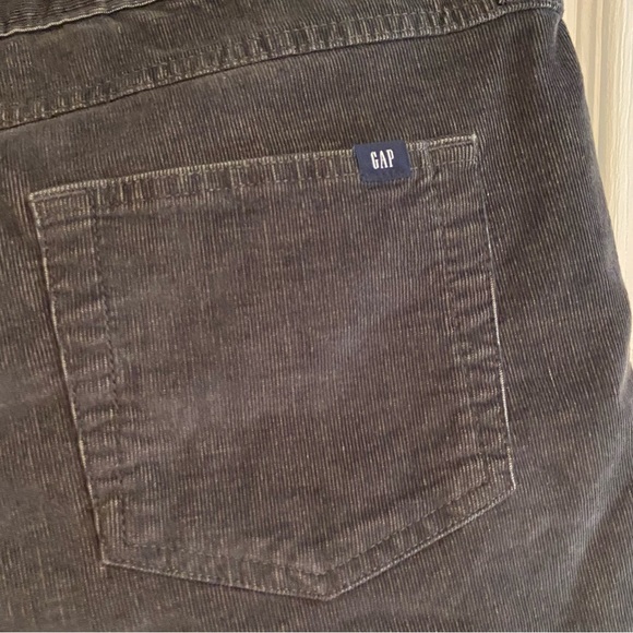 Gap NWT  Woman's  Corduroy Gray Shorts size 12 - Picture 4 of 8